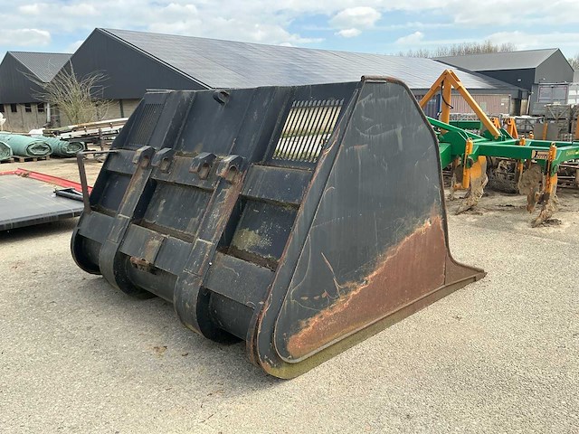 Hoogkiepbak merlo aansluiting graafbak - afbeelding 9 van  13