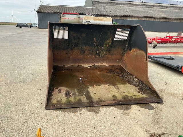 Hoogkiepbak merlo aansluiting graafbak - afbeelding 12 van  13