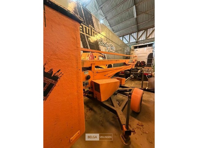 Hoogtewerker + bak steyaert - afbeelding 3 van  10