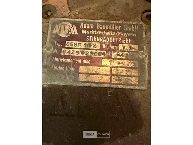 Hoogtewerker + bak steyaert - afbeelding 7 van  10