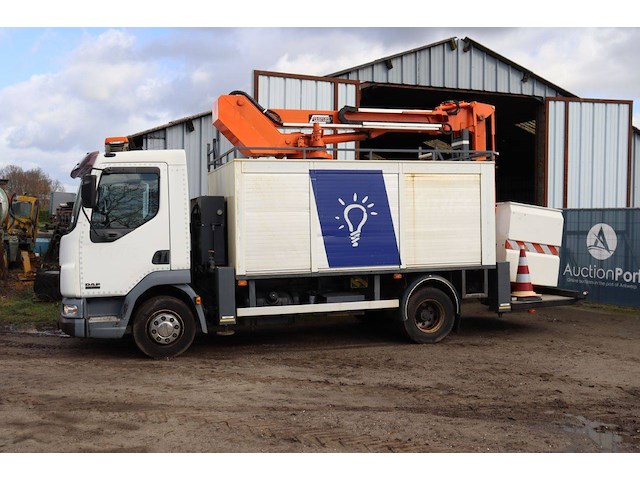 Hoogwerker vrachtwagen daf ae45cf diesel 185pk 2006 - afbeelding 1 van  1