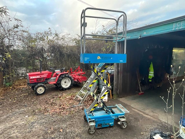 Hoogwerker - afbeelding 1 van  9