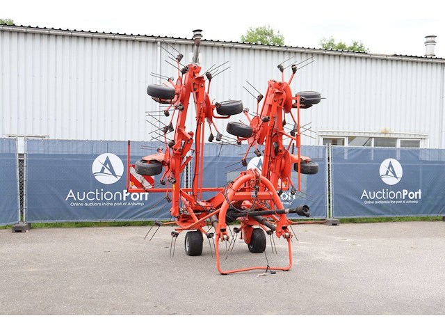 Hooischudder kuhn gf 8702 2014 - afbeelding 1 van  1