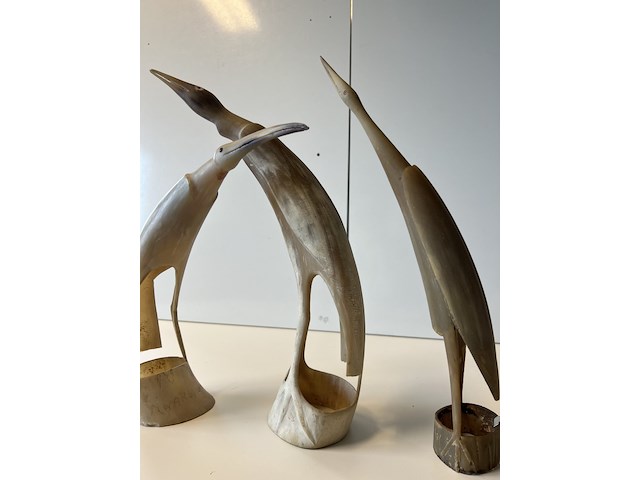 Hoorn sculpturen van 3 vogels - afbeelding 3 van  4