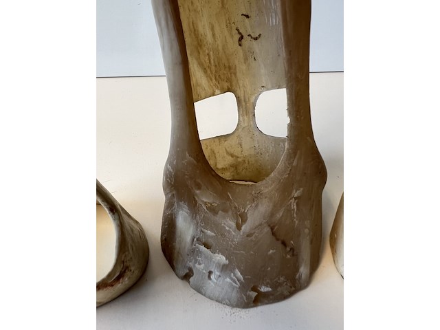 Hoorn sculpturen van 3 vogels - afbeelding 4 van  4