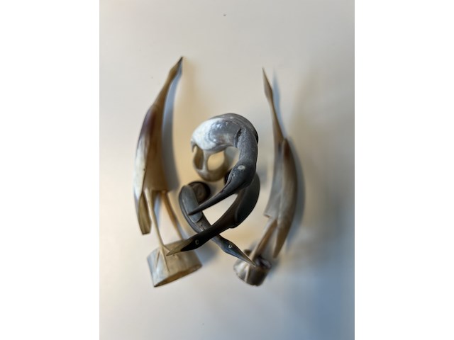Hoorn sculpturen van 5 vogels - afbeelding 2 van  4