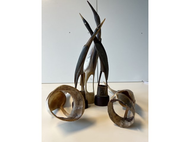 Hoorn sculpturen van 5 vogels - afbeelding 3 van  4