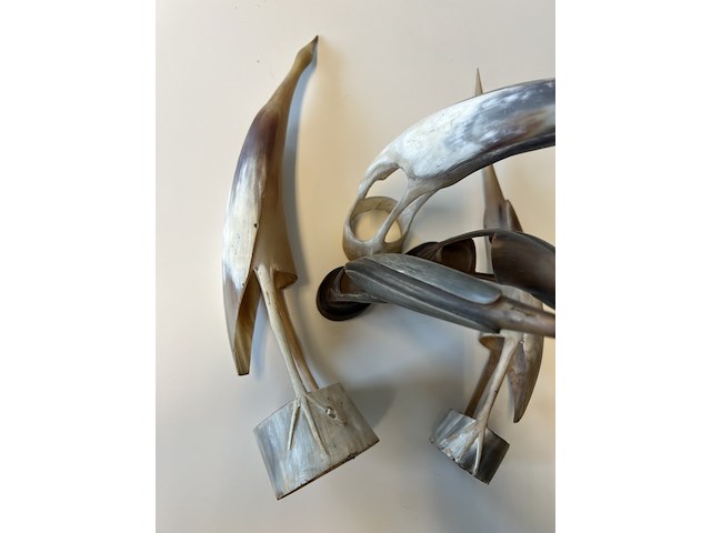 Hoorn sculpturen van 5 vogels - afbeelding 4 van  4