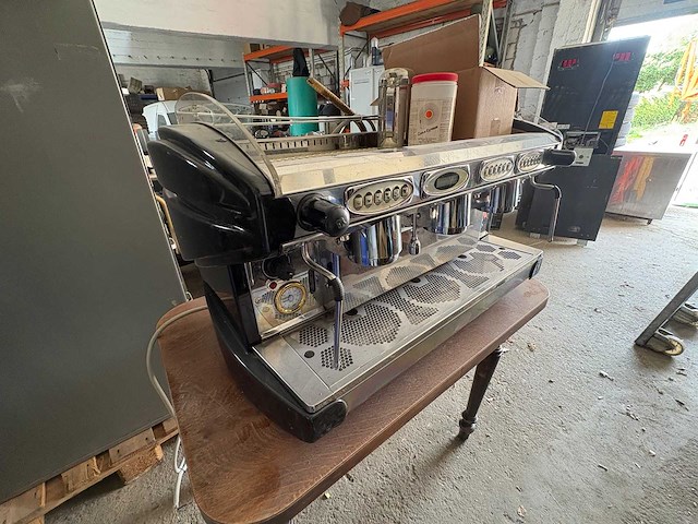 Horeca coffee and espresso machines - afbeelding 2 van  7