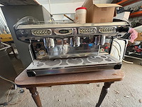 Horeca coffee and espresso machines - afbeelding 1 van  7