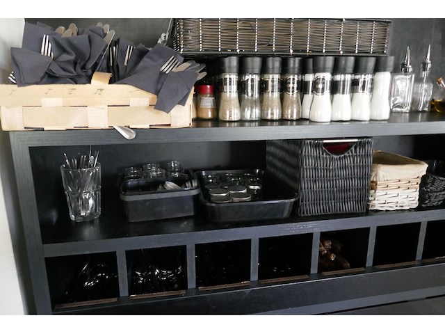 Horeca couvertkast met ingebouwde sfeerhaard + couverts - afbeelding 3 van  4