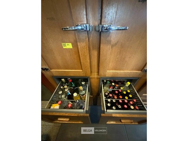 Horeca-meubel met volledige tooginstallatie - afbeelding 3 van  9