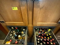 Horeca-meubel met volledige tooginstallatie - afbeelding 3 van  9