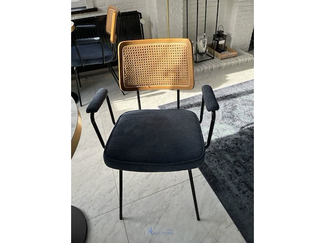 Horecatafel met 2 stoelen - afbeelding 5 van  6