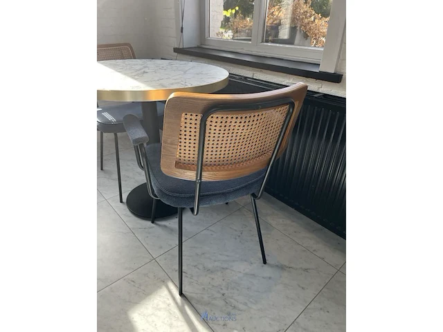 Horecatafel met 2 stoelen - afbeelding 7 van  7
