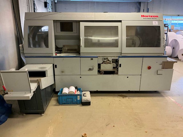 Horizon book binder bq-470 boekbindmachine - afbeelding 1 van  15