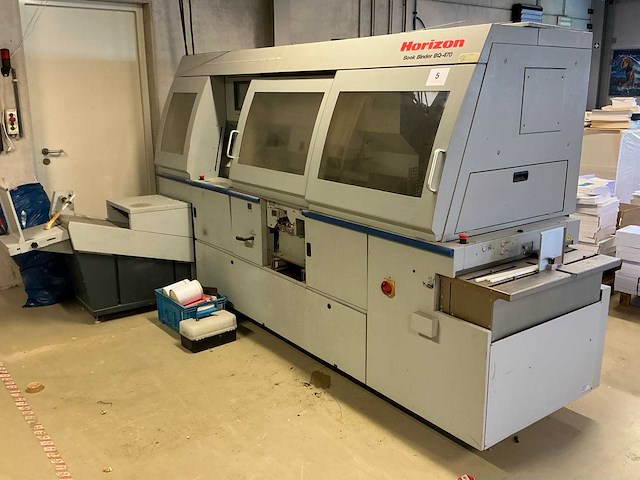 Horizon book binder bq-470 boekbindmachine - afbeelding 8 van  15