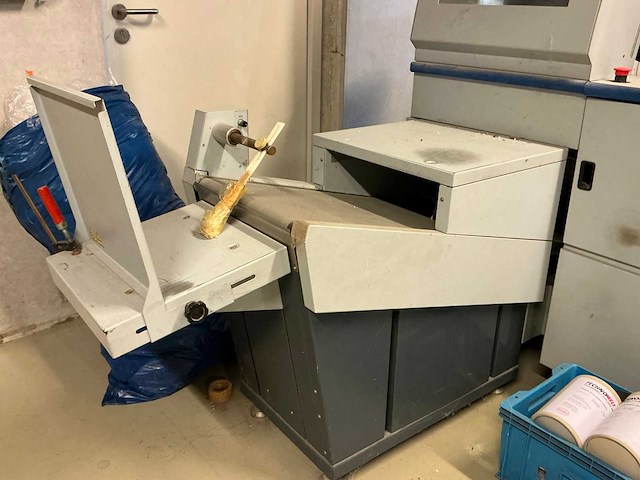 Horizon book binder bq-470 boekbindmachine - afbeelding 11 van  15