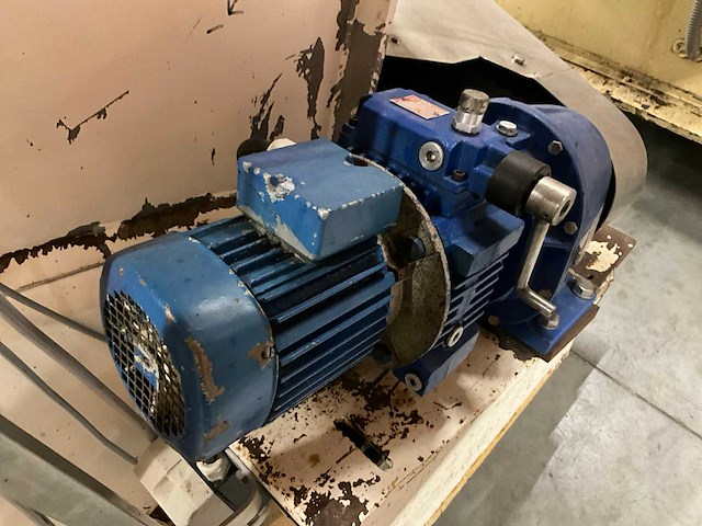 Horizontale mengmachine - afbeelding 6 van  9