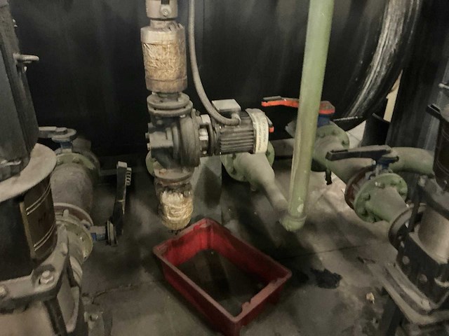 Horizontale opslagtank met grundfos pompen - afbeelding 2 van  13