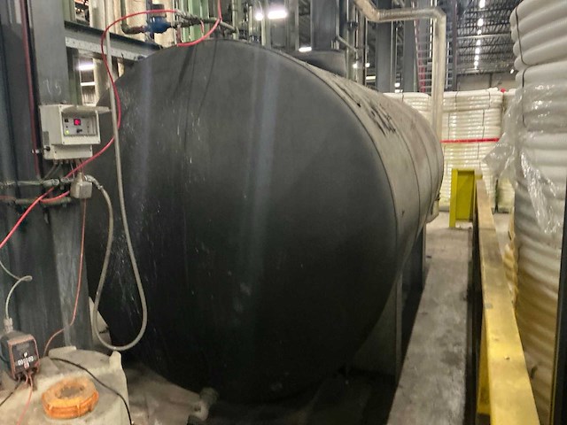 Horizontale opslagtank met grundfos pompen - afbeelding 4 van  13