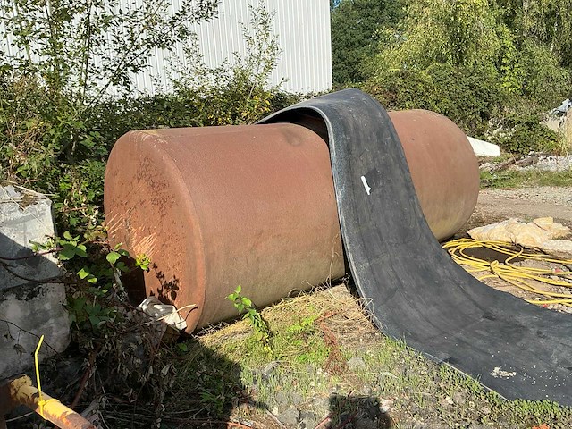 Horizontale opslagtank - afbeelding 3 van  3