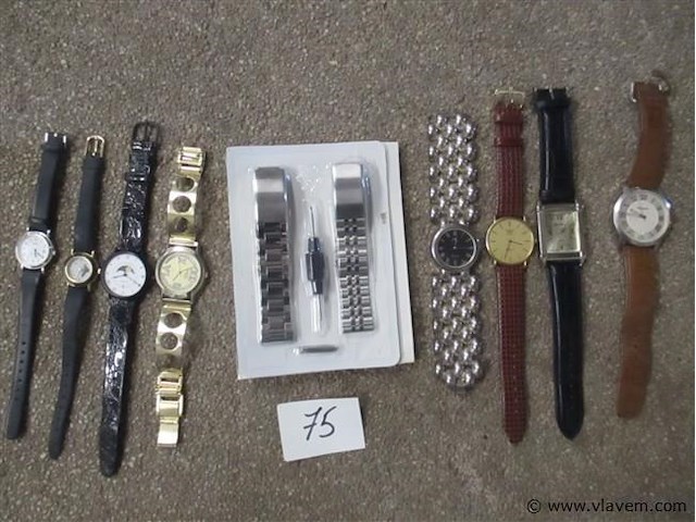 Horloges - afbeelding 1 van  3