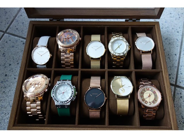 Horloges - afbeelding 1 van  4