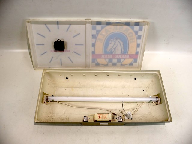 Horse ale lichtreclame - afbeelding 5 van  6