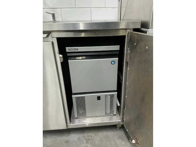Hoshizaki - ijsblokjesmachine - afbeelding 2 van  3