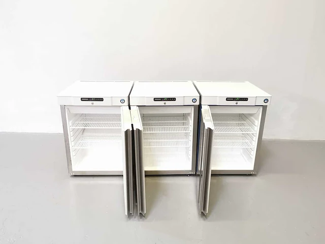 Hoshizaki - k220r dr g u - compacte onderliggende koelkast (3x) - afbeelding 2 van  2
