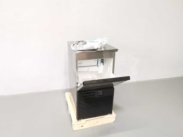 Hoshizaki - km-80chc - ijsblokjesmachine - afbeelding 2 van  2