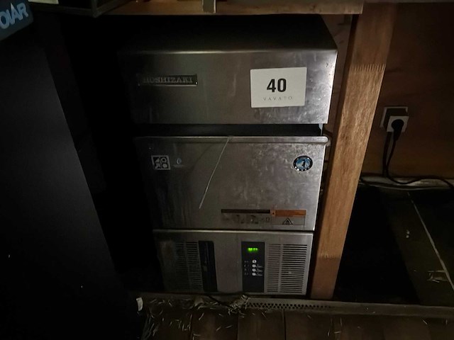 Hoshizaki ijsblokjesmachine - afbeelding 1 van  3