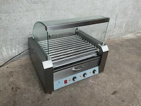Hot dog roller
