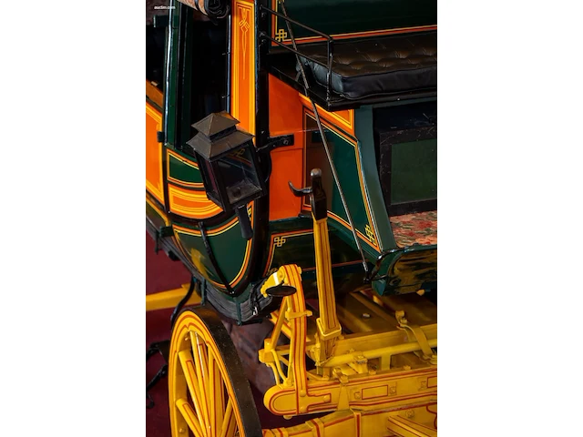 Hotel coach - afbeelding 7 van  47