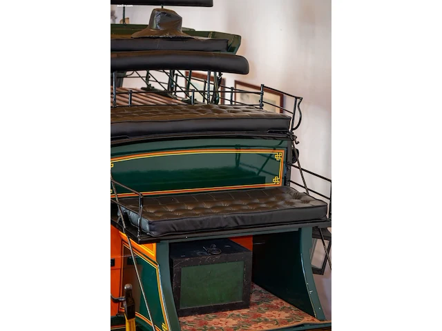 Hotel coach - afbeelding 9 van  47