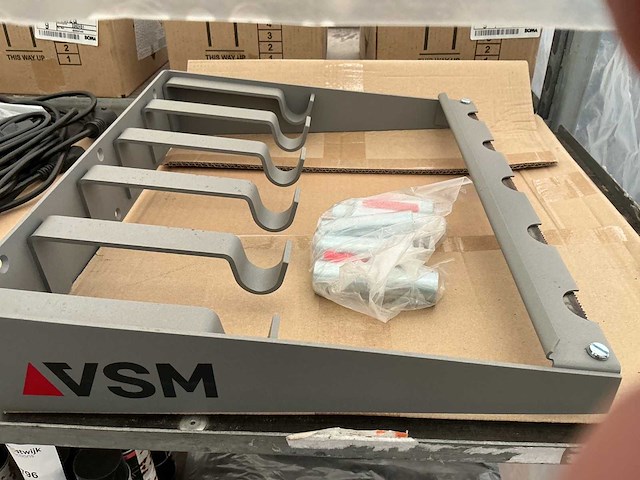 Houder voor schuurlinnen - afbeelding 1 van  1