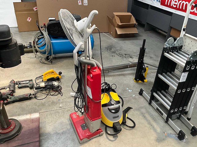 Houshoudtoestellen (3x) - afbeelding 1 van  4