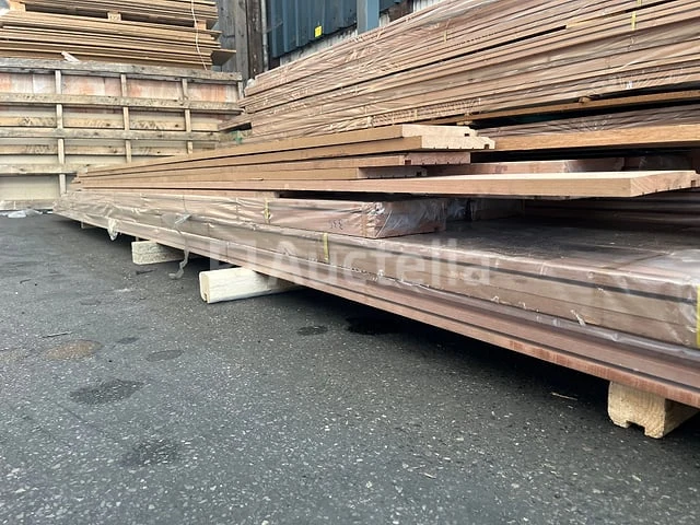 Hout - meranti nemezu - afbeelding 8 van  9