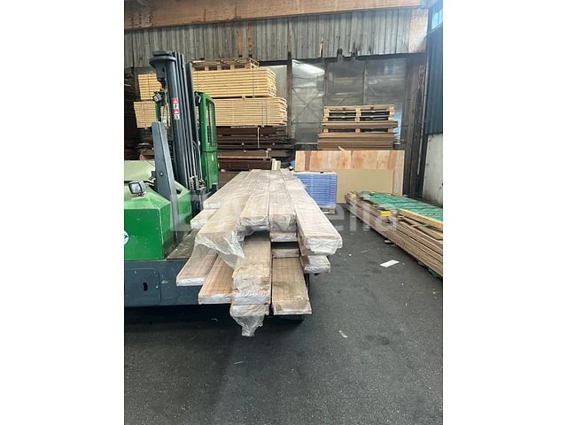 Hout - meranti nemezu - afbeelding 1 van  4