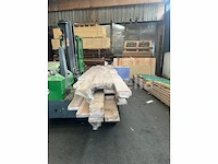 Hout - meranti nemezu