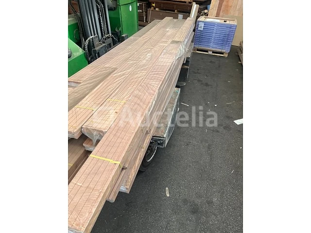 Hout - meranti nemezu - afbeelding 3 van  4