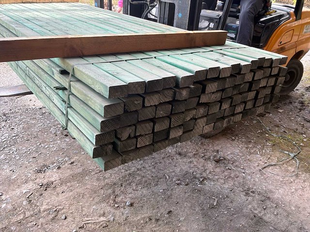 Hout 38 x 63 tr cls n 35 - afbeelding 1 van  3