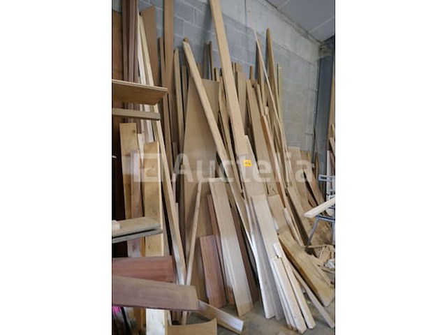 Hout en houtresten - afbeelding 3 van  6