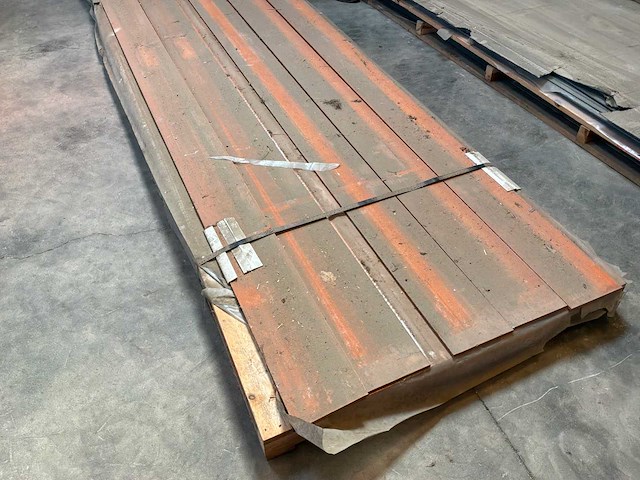 Hout nr. 103 - afbeelding 1 van  3