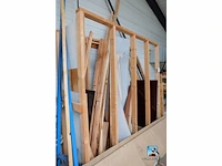 Hout varia