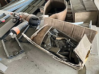 Houtbewerkingsmachine voor productie van tuinschermen - afbeelding 7 van  16
