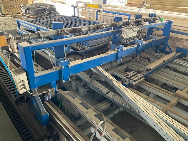 Houtbewerkingsmachine voor productie van tuinschermen - afbeelding 16 van  16