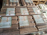 Houtbrikketten wonter (10 x 1 pack ) - afbeelding 1 van  2