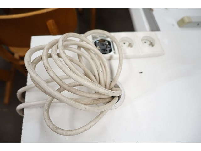 Houtel bureautafel - afbeelding 2 van  4